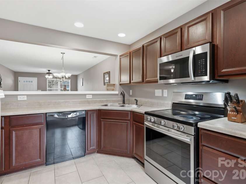 3096 Des Prez Avenue, Fort Mill, SC 29707.  MLS# CAR4353274, YatesRealty ID 10277. 