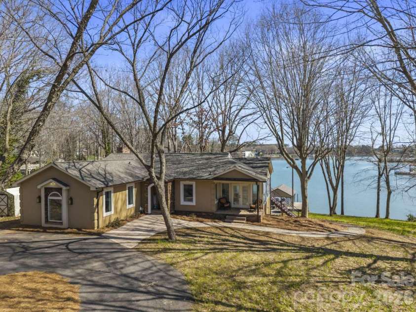 4448 Hill Street, Sherrills Ford, NC 28673.  MLS# CAR4357049, YatesRealty ID 10279. 