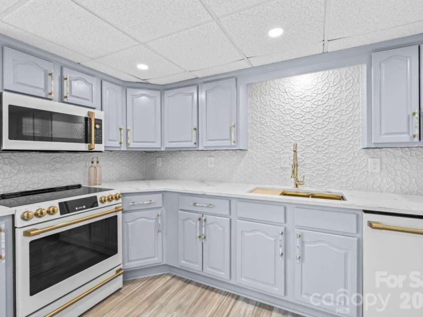 4448 Hill Street, Sherrills Ford, NC 28673.  MLS# CAR4357049, YatesRealty ID 10279. 