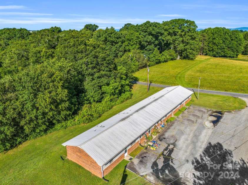 114, 111, 126 Farmside Drive, Forest City, NC 28043.  MLS# CAR4149916, YatesRealty ID 1028. 