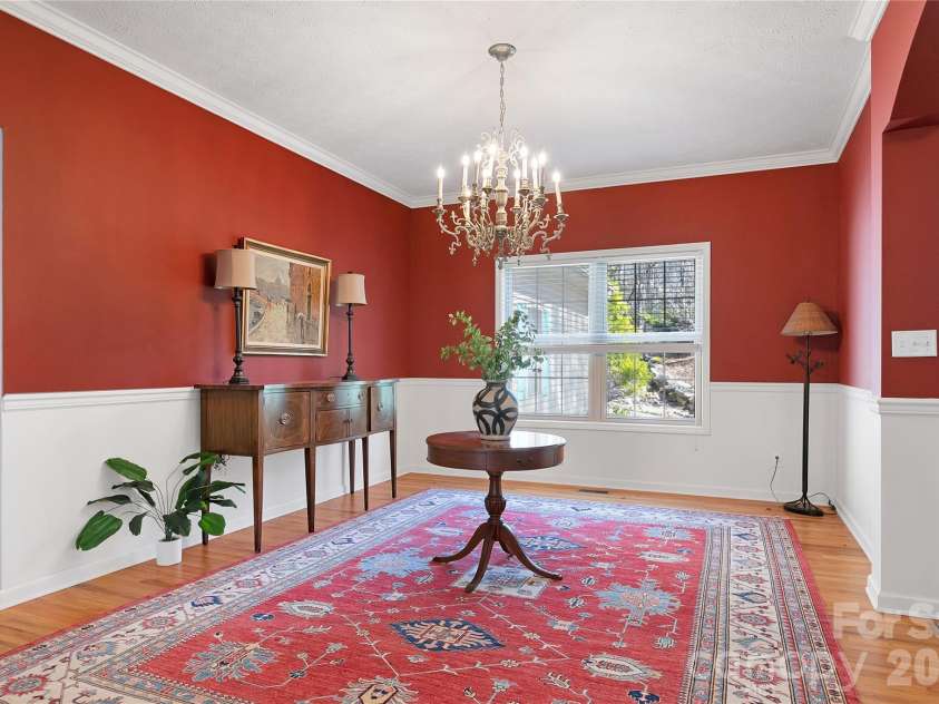 180 Notlvsi Court, Brevard, NC 28712.  MLS# CAR4357315, YatesRealty ID 10280. 