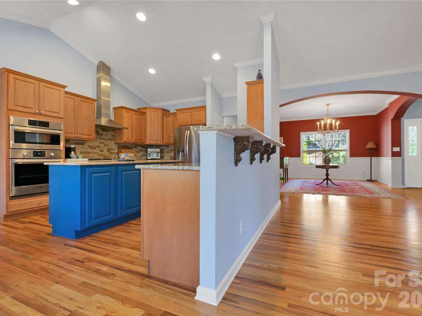 180 Notlvsi Court, Brevard, NC 28712.  MLS# CAR4357315, YatesRealty ID 10280. 