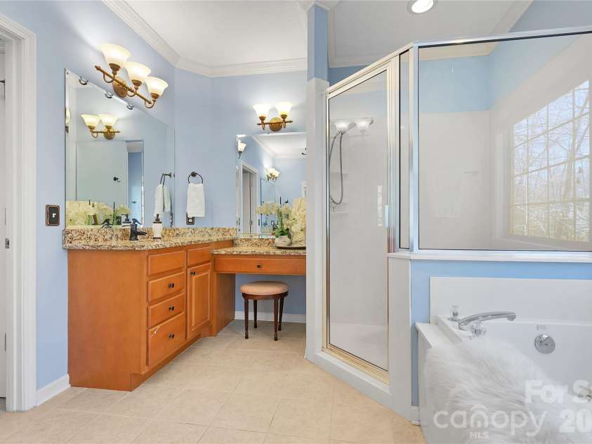 180 Notlvsi Court, Brevard, NC 28712.  MLS# CAR4357315, YatesRealty ID 10280. 