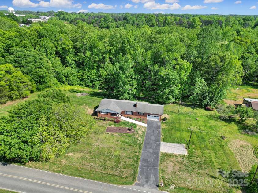 5938 Mundy Road, Denver, NC 28037.  MLS# CAR4247964, YatesRealty ID 10280. 