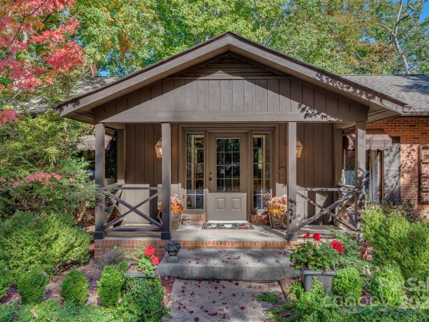 550 Ridgetop Road, Tryon, NC 28782.  MLS# CAR4195337, YatesRealty ID 10281. 