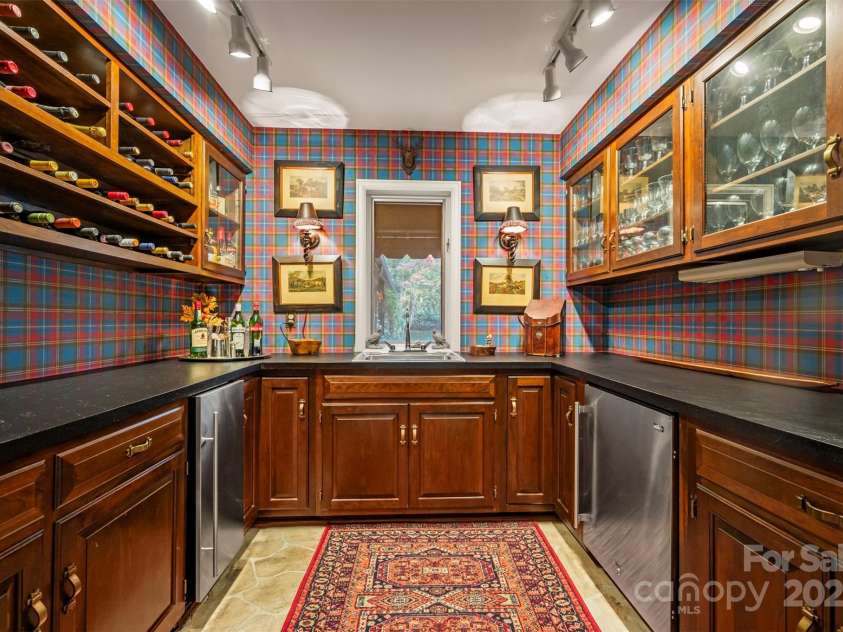 550 Ridgetop Road, Tryon, NC 28782.  MLS# CAR4195337, YatesRealty ID 10281. 