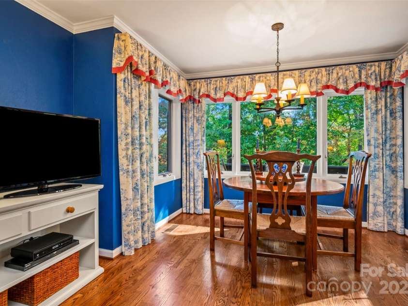 550 Ridgetop Road, Tryon, NC 28782.  MLS# CAR4195337, YatesRealty ID 10281. 