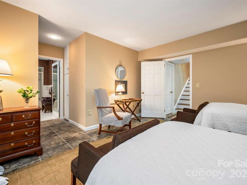 550 Ridgetop Road, Tryon, NC 28782.  MLS# CAR4195337, YatesRealty ID 10281. 