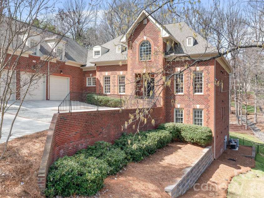 4247 Old Course Drive, Charlotte, NC 28277.  MLS# CAR4346855, YatesRealty ID 10282. 