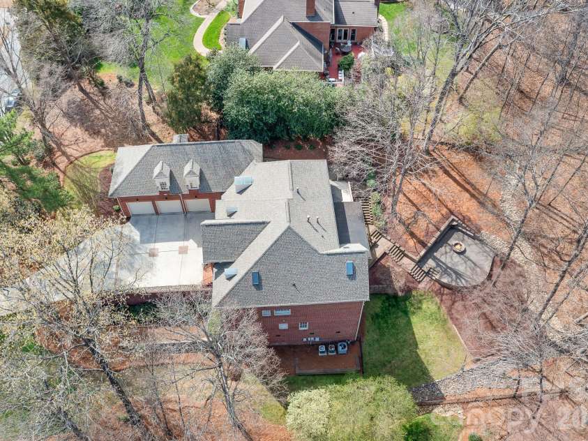 4247 Old Course Drive, Charlotte, NC 28277.  MLS# CAR4346855, YatesRealty ID 10282. 