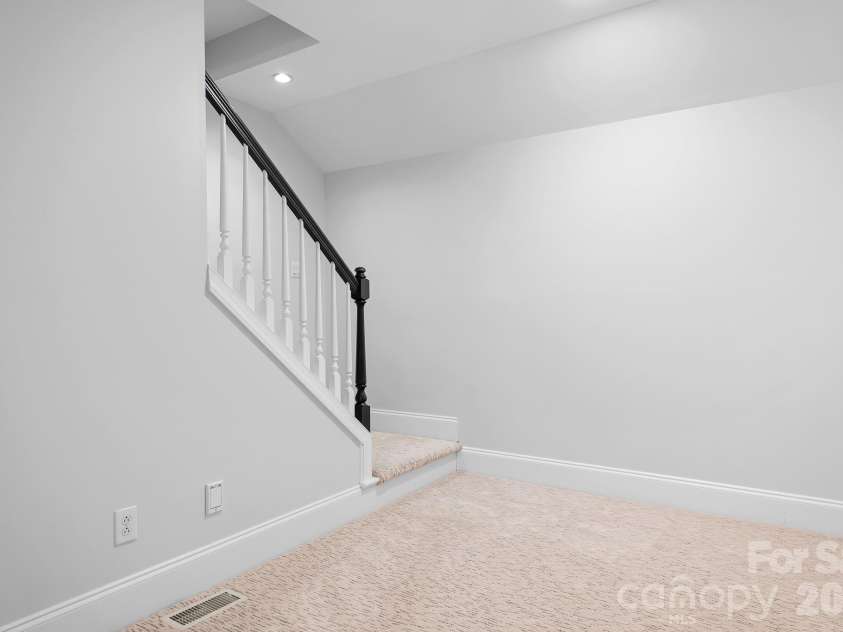 4247 Old Course Drive, Charlotte, NC 28277.  MLS# CAR4346855, YatesRealty ID 10282. Basement