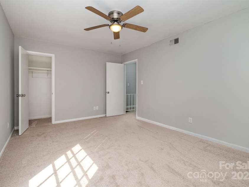 4609 Coronado Drive, Charlotte, NC 28212.  MLS# CAR4251784, YatesRealty ID 10284. 