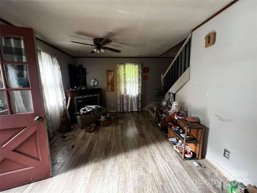 380 Echo Hill Drive, Green Mountain, NC 28740.  MLS# CAR4250746, YatesRealty ID 10285. Living Room