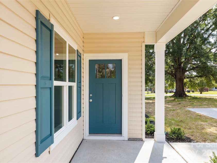 338 Hudson Street, Shelby, NC 28150.  MLS# CAR4219817, YatesRealty ID 10288. Representation