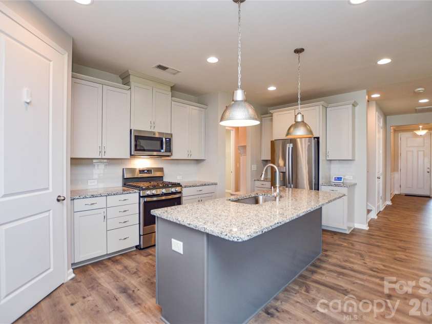 515 Cherry Blossom Avenue, Concord, NC 28027.  MLS# CAR4352090, YatesRealty ID 10288. Kitchen
