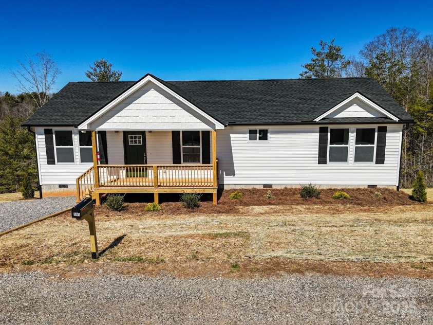 161 Wilson Farm Road, Weaverville, NC 28787.  MLS# CAR4216583, YatesRealty ID 10289. 