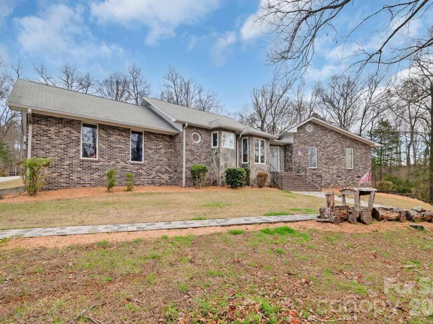 1643 Old Pardue Road, Lancaster, SC 29720.  MLS# CAR4354718, YatesRealty ID 10289. 