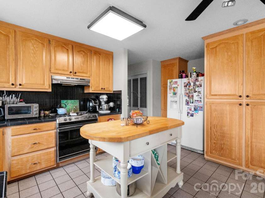 1643 Old Pardue Road, Lancaster, SC 29720.  MLS# CAR4354718, YatesRealty ID 10289. 