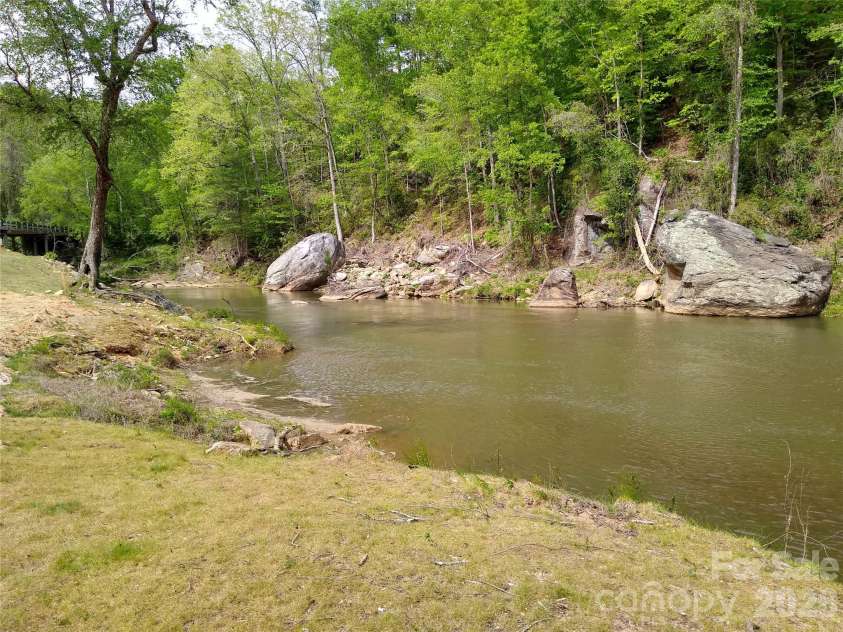 109 Overlook Point Lane, Lake Lure, NC 28746.  MLS# CAR4336925, YatesRealty ID 1029. 2nd River Park on Broad River