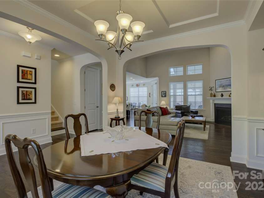 16524 Palisades Commons Drive, Charlotte, NC 28278.  MLS# CAR4241879, YatesRealty ID 10291. 