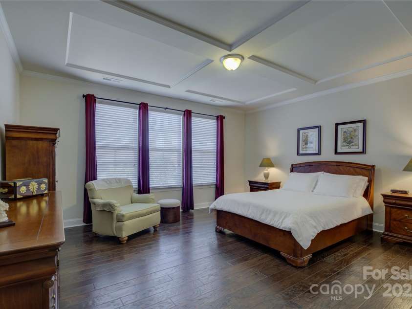 16524 Palisades Commons Drive, Charlotte, NC 28278.  MLS# CAR4241879, YatesRealty ID 10291. 