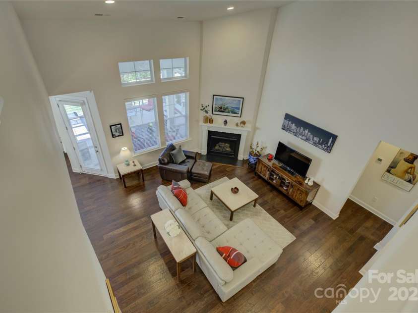 16524 Palisades Commons Drive, Charlotte, NC 28278.  MLS# CAR4241879, YatesRealty ID 10291. 