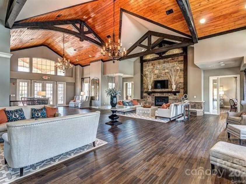 16524 Palisades Commons Drive, Charlotte, NC 28278.  MLS# CAR4241879, YatesRealty ID 10291. 