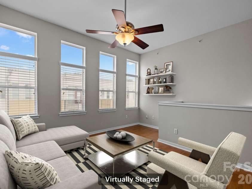 2125 Southend Drive, Charlotte, NC 28203.  MLS# CAR4347496, YatesRealty ID 10291. 
