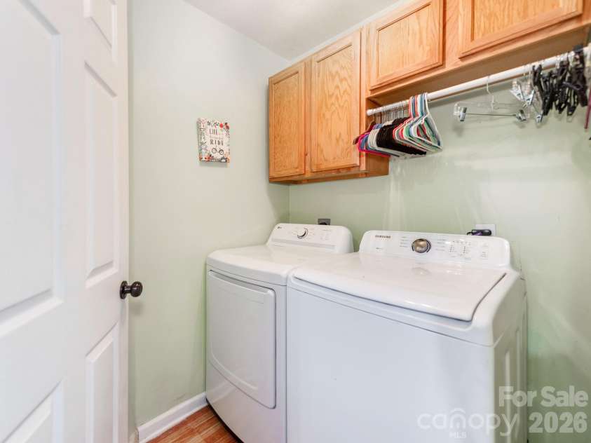 5999 Brookstone Drive, Concord, NC 28027.  MLS# CAR4361965, YatesRealty ID 10292. 