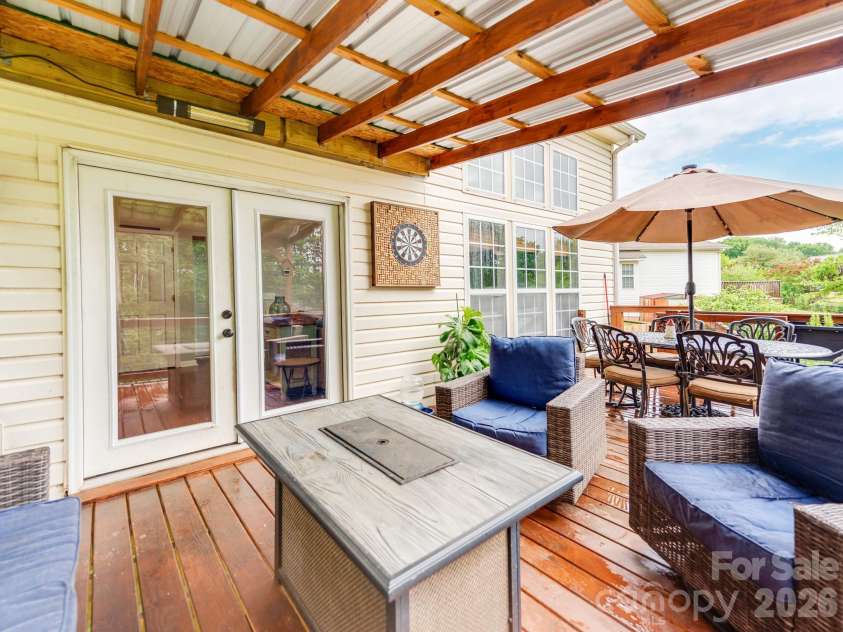 5999 Brookstone Drive, Concord, NC 28027.  MLS# CAR4361965, YatesRealty ID 10292. 