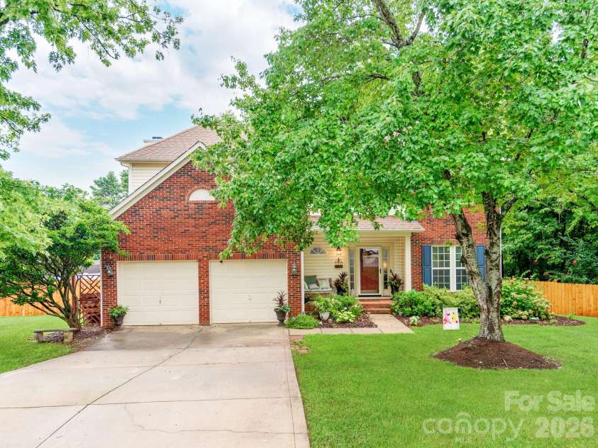 5999 Brookstone Drive, Concord, NC 28027.  MLS# CAR4361965, YatesRealty ID 10292. 