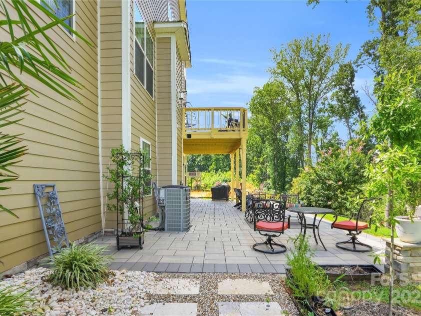9786 Verdun Court, Fort Mill, SC 29707.  MLS# CAR4280769, YatesRealty ID 10292. Back Paver Patio
