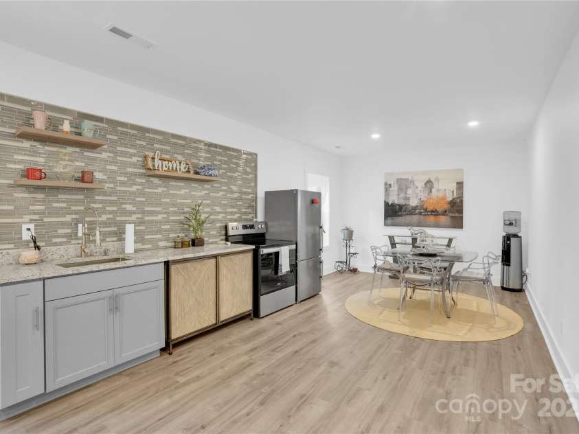 9786 Verdun Court, Fort Mill, SC 29707.  MLS# CAR4280769, YatesRealty ID 10292. Basement Full Kitchen