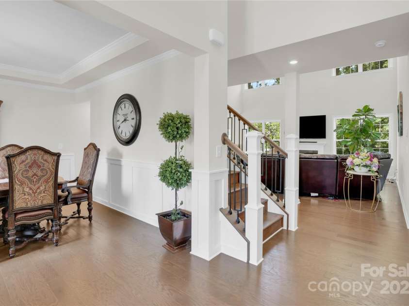 9786 Verdun Court, Fort Mill, SC 29707.  MLS# CAR4280769, YatesRealty ID 10292. Foyer