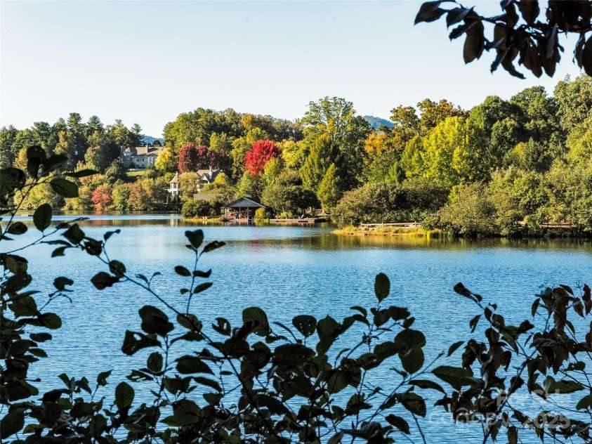 23 Estatoe Gap Road, Biltmore Lake, NC 28715.  MLS# CAR4252032, YatesRealty ID 10294. 