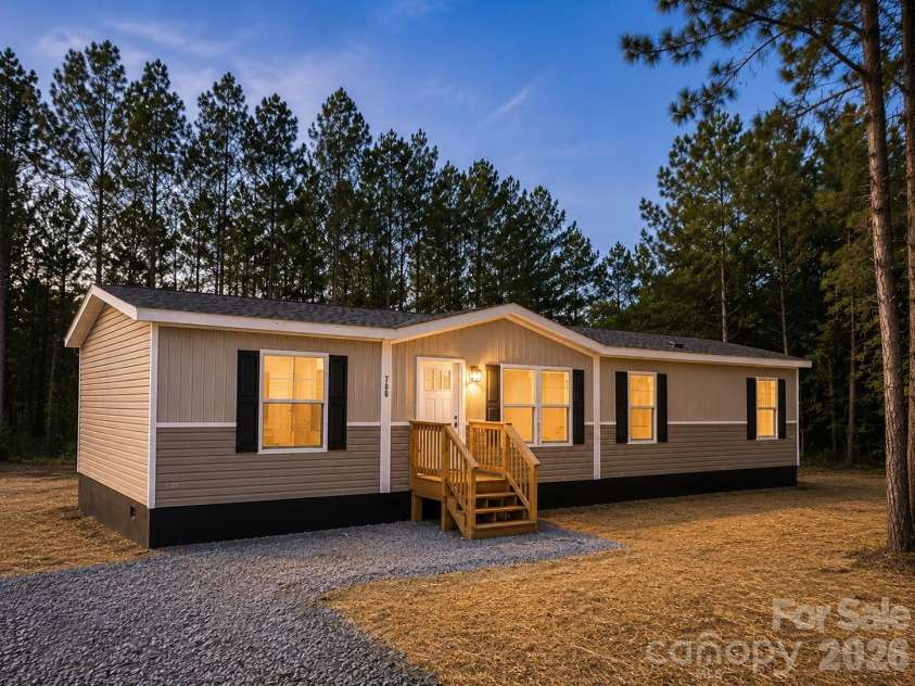 700 Thompson Road, Rutherfordton, NC 28139.  MLS# CAR4338546, YatesRealty ID 10294. 