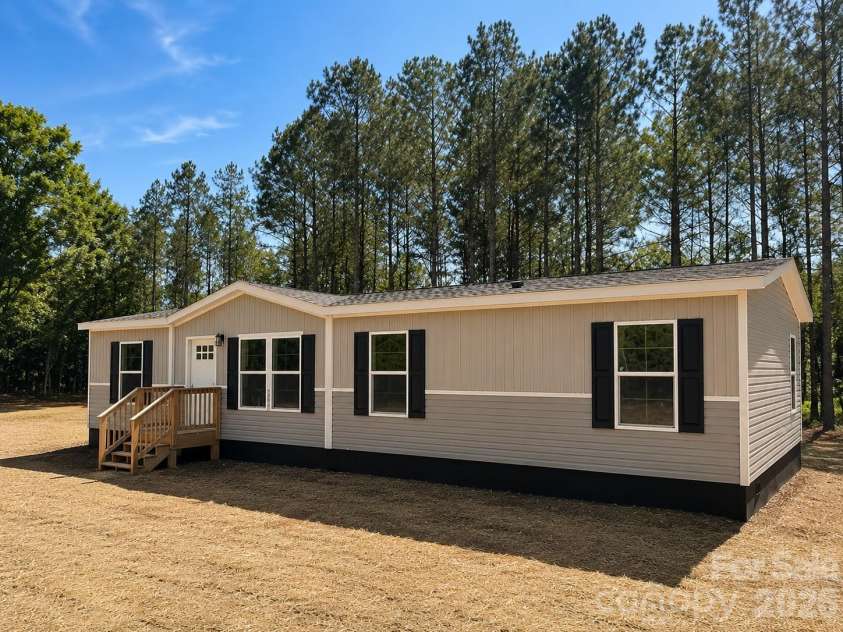 700 Thompson Road, Rutherfordton, NC 28139.  MLS# CAR4338546, YatesRealty ID 10294. 