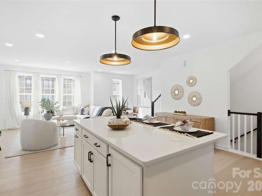 7052 Westrow Avenue, Charlotte, NC 28278.  MLS# CAR4352081, YatesRealty ID 10297. Kitchen & Great Room