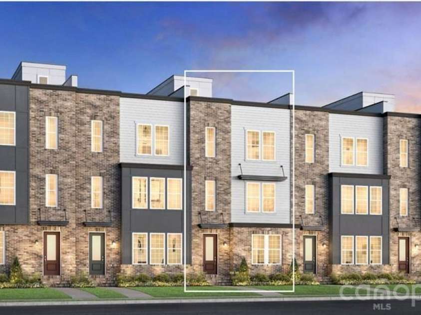 7056 Westrow Avenue, Charlotte, NC 28278.  MLS# CAR4352075, YatesRealty ID 10299. 