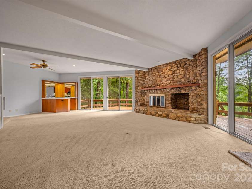 106 Blue Bird Lane, Tryon, NC 28782.  MLS# CAR4291454, YatesRealty ID 103. 