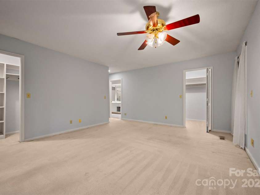 106 Blue Bird Lane, Tryon, NC 28782.  MLS# CAR4291454, YatesRealty ID 103. 