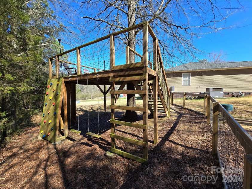 1627 Peden Bridge Road, Chester, SC 29706.  MLS# CAR4200428, YatesRealty ID 1030. 