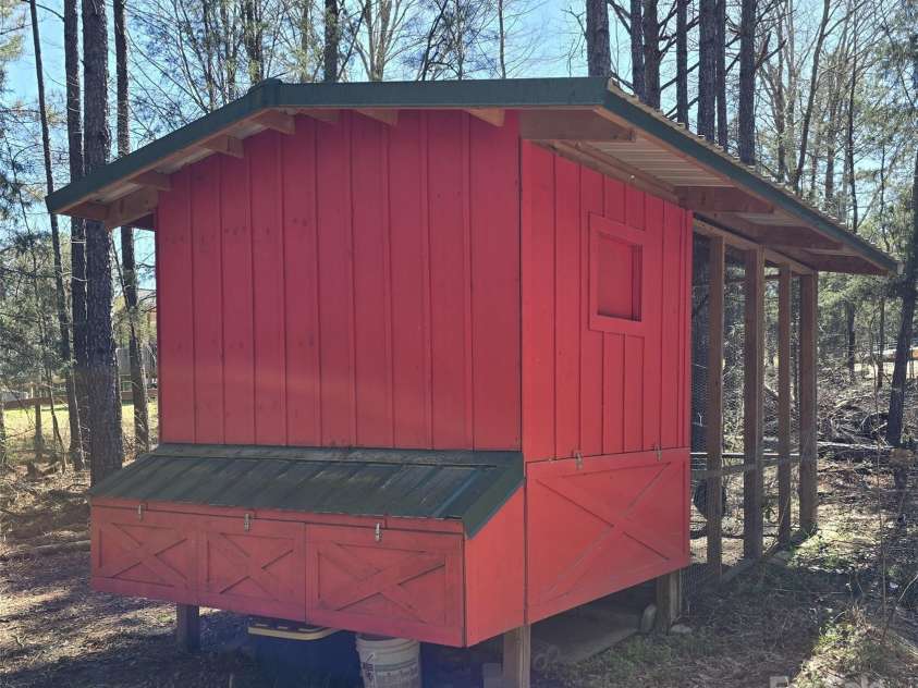 1627 Peden Bridge Road, Chester, SC 29706.  MLS# CAR4200428, YatesRealty ID 1030. 