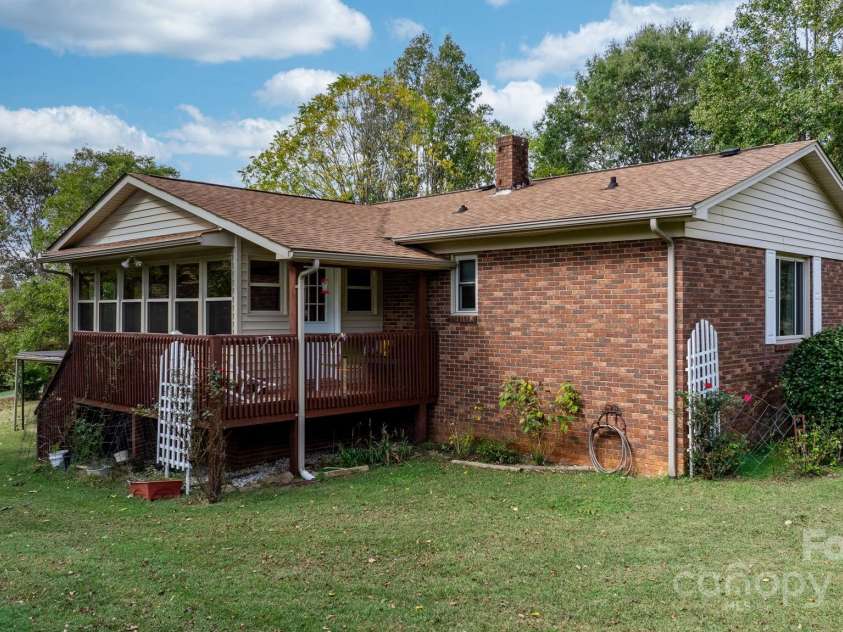 721 Harris Avenue, Valdese, NC 28690.  MLS# CAR4185664, YatesRealty ID 10301. 