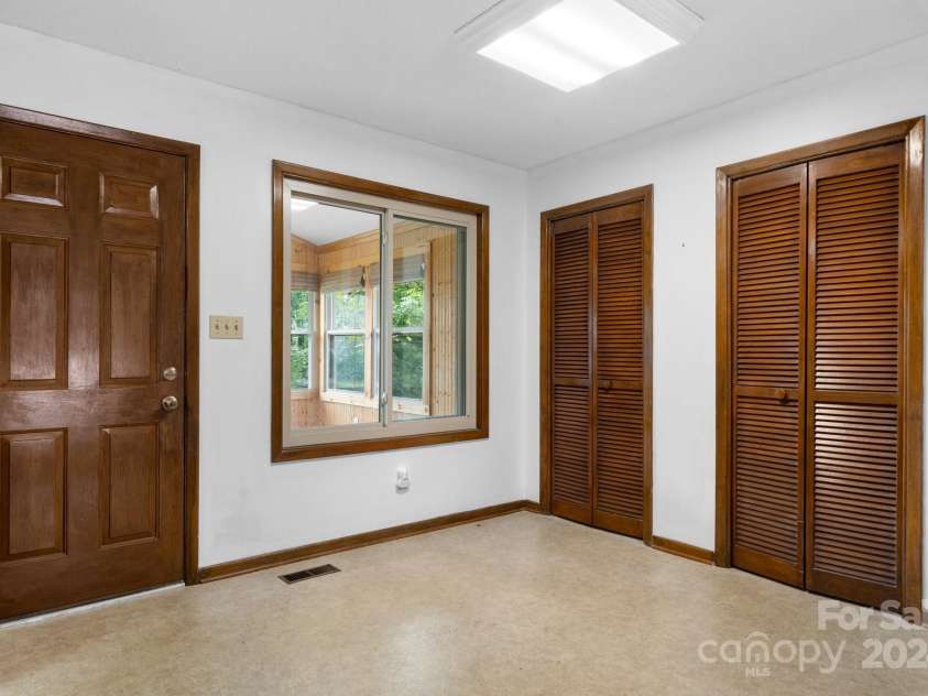 721 Harris Avenue, Valdese, NC 28690.  MLS# CAR4185664, YatesRealty ID 10301. 