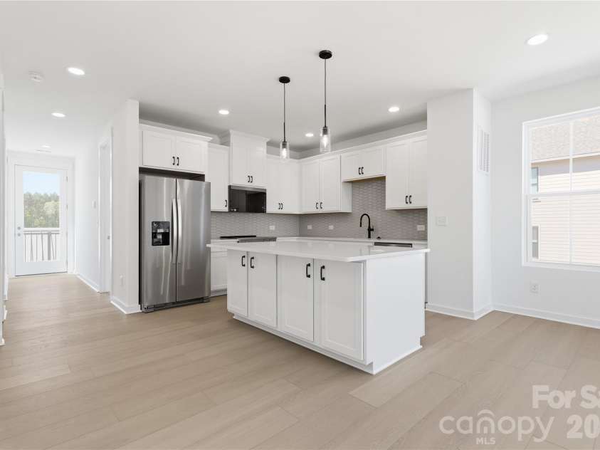 7029 Westrow Avenue, Charlotte, NC 28278.  MLS# CAR4302552, YatesRealty ID 10302. Kitchen