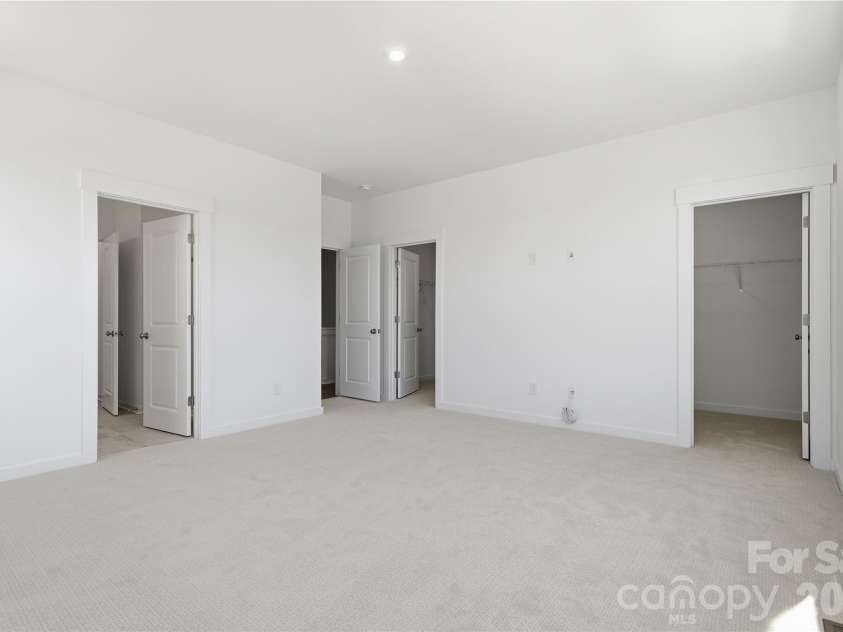 7029 Westrow Avenue, Charlotte, NC 28278.  MLS# CAR4302552, YatesRealty ID 10302. Primary Bedrom