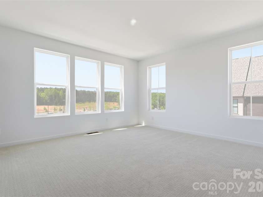 7029 Westrow Avenue, Charlotte, NC 28278.  MLS# CAR4302552, YatesRealty ID 10302. Primary Bedroom