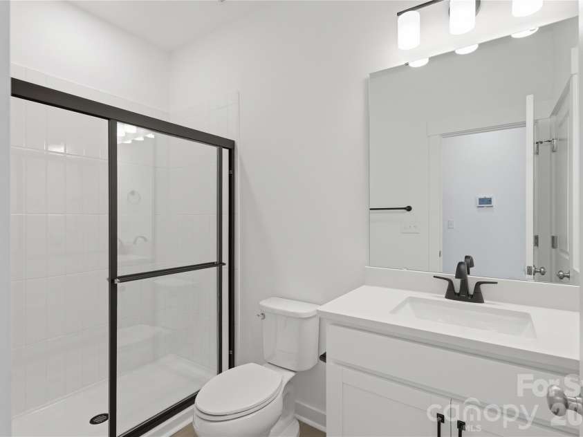 7029 Westrow Avenue, Charlotte, NC 28278.  MLS# CAR4302552, YatesRealty ID 10302. Secondary Bathroom