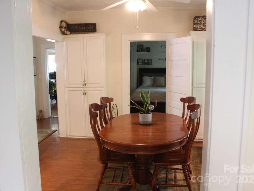 436 Oakwood Avenue, Albemarle, NC 28001.  MLS# CAR4173402, YatesRealty ID 10303. 